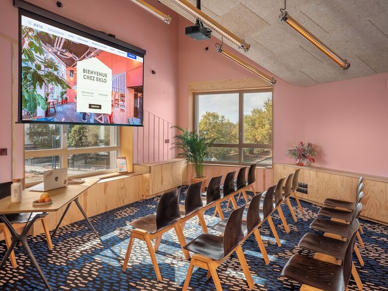 Eklo Hotels Bordeaux City Center Bastide