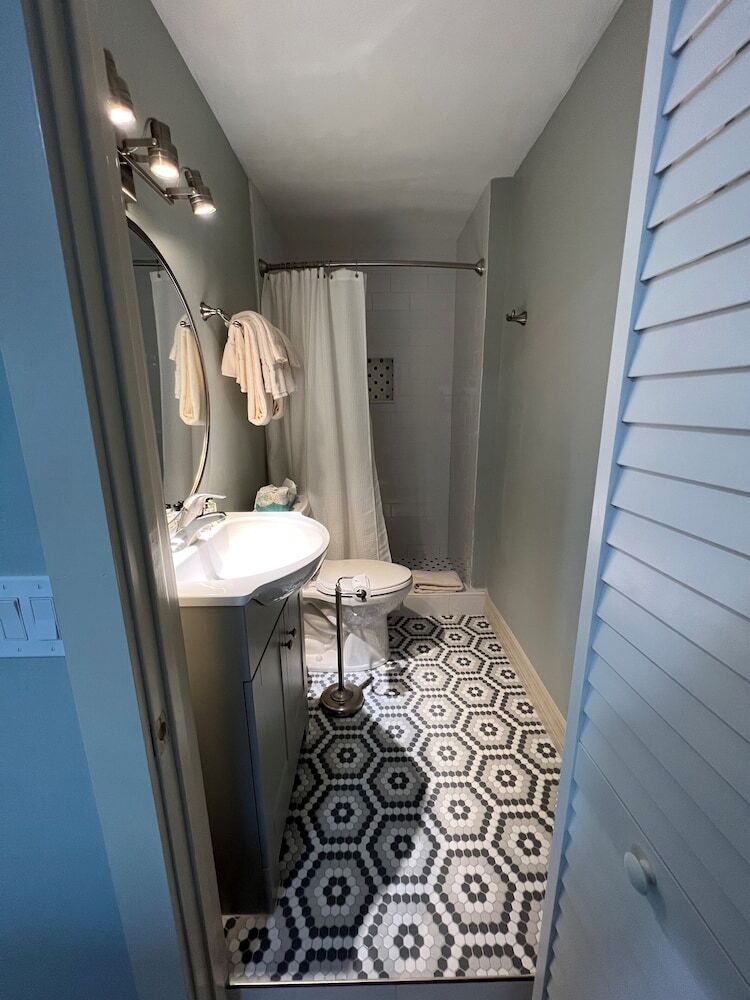Hotel Tarpon Tale Inn
