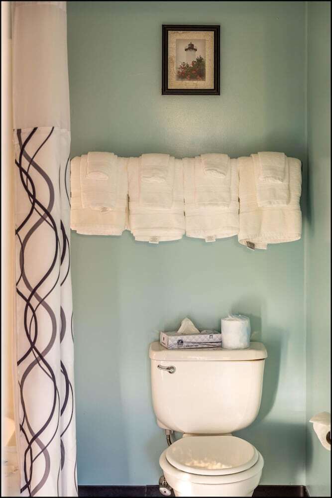 Hotel Marina Inn & Event Center