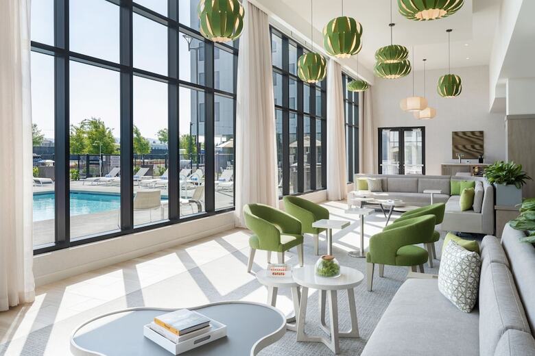 Hotel Element San Jose Airport
