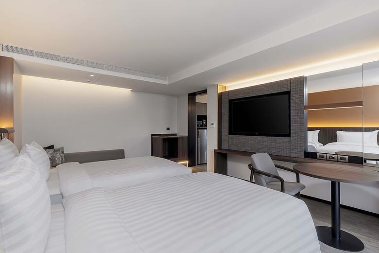Gardina Asoke Hotel & Residence