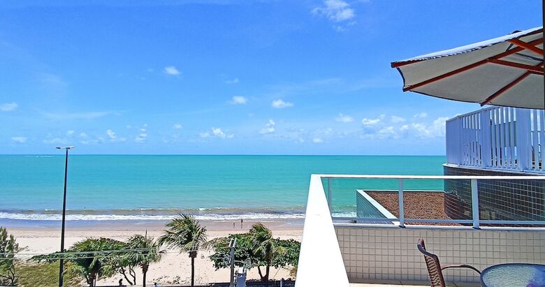 Happy Hotel Mana�ra