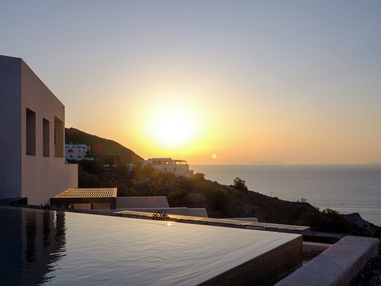 Potnia Theron Suites