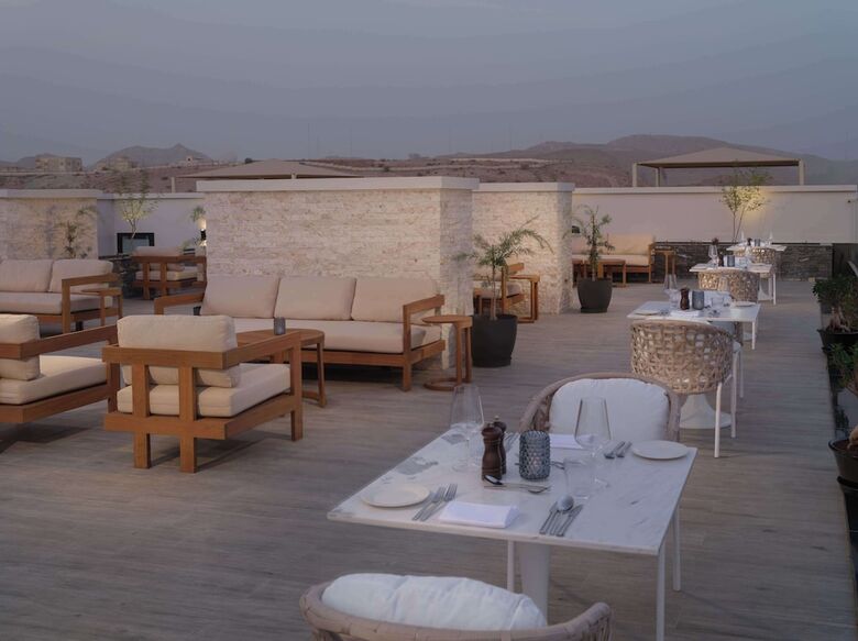 Hotel Doubletree By Hilton Muscat Qurum