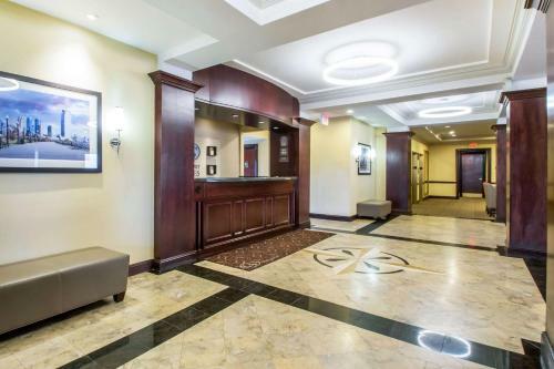 Hotel Comfort Suites Avenel