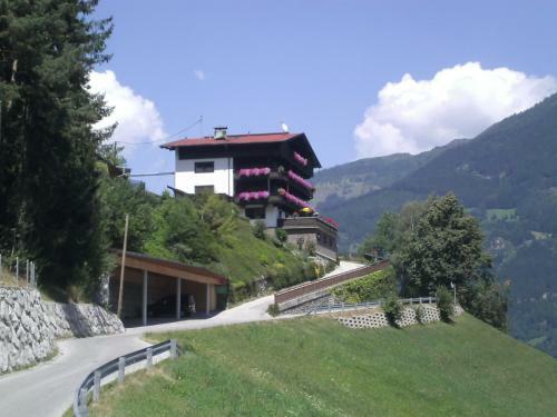 Hostal G�stehaus Rieser