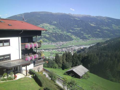 Hostal G�stehaus Rieser