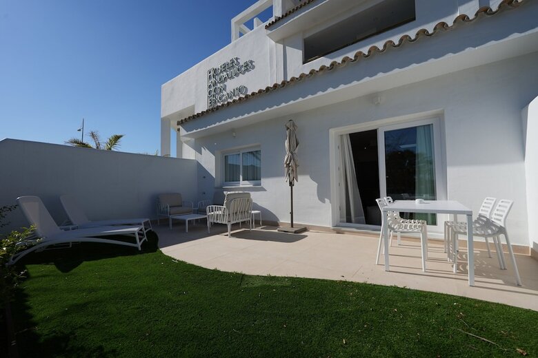 Hotel Punta Candor Suites