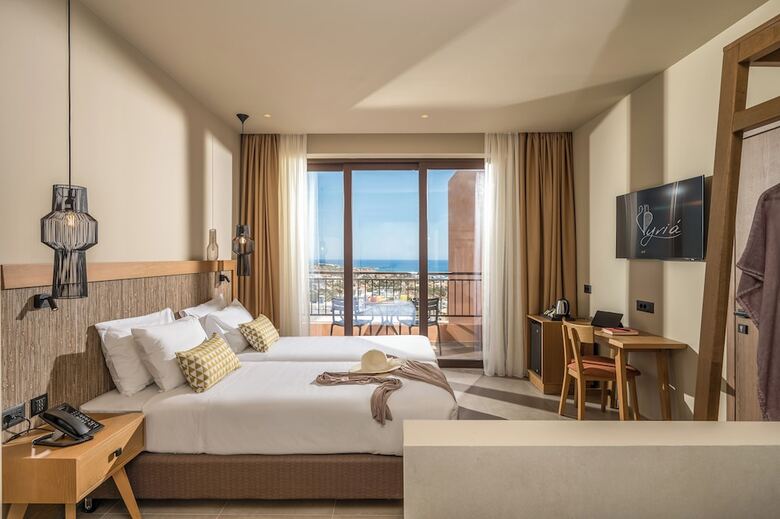 Hotel Pyri�