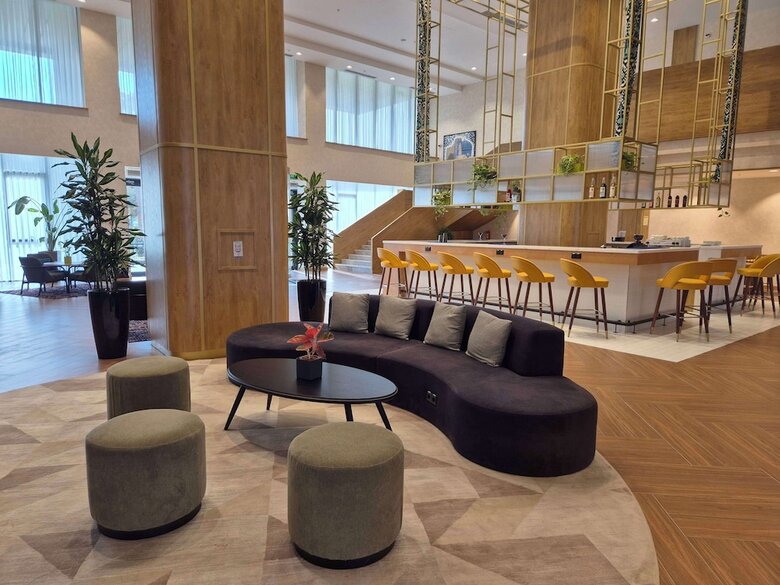 Hotel Hilton Garden Inn Termez Airitom