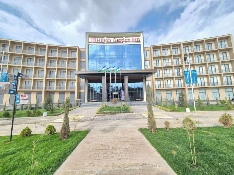 Hotel Hilton Garden Inn Termez Airitom