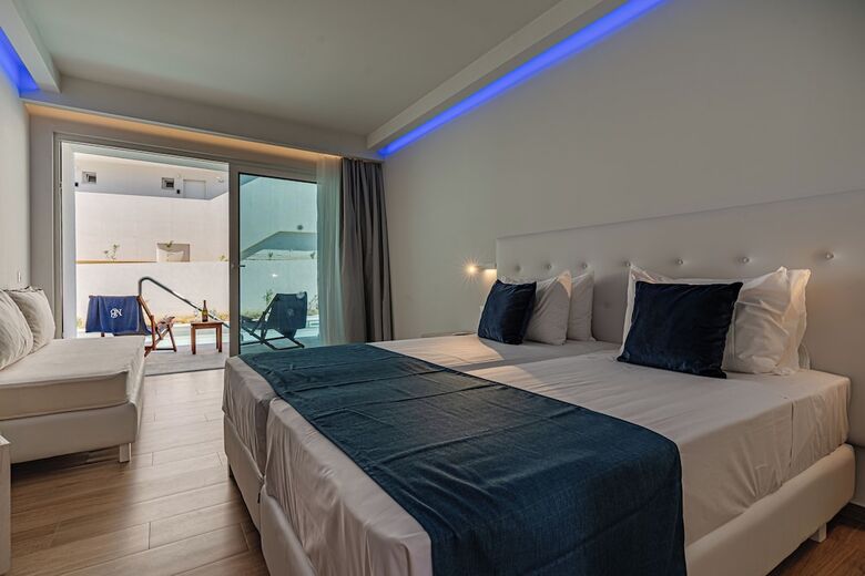 Hotel Magique Bleu Suites