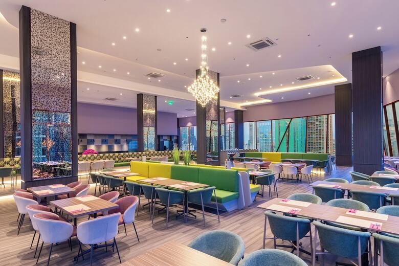 Queensland Hotel Bangkok