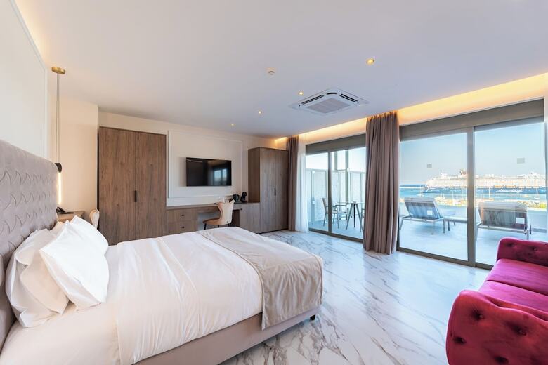 Hotel Philia Center Suites