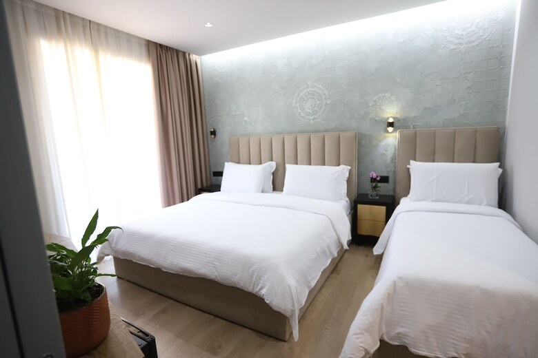 Imperator Hotel