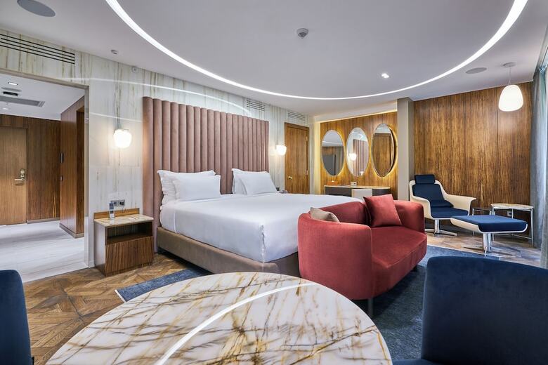 Rayelin Hotel Old City