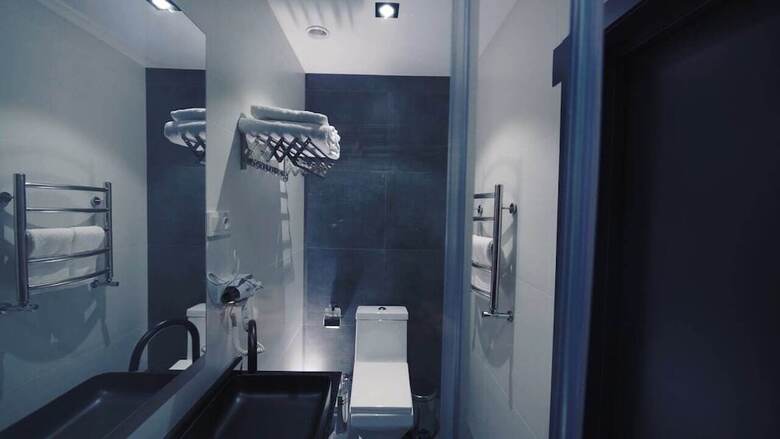 Unique Airport Hotel