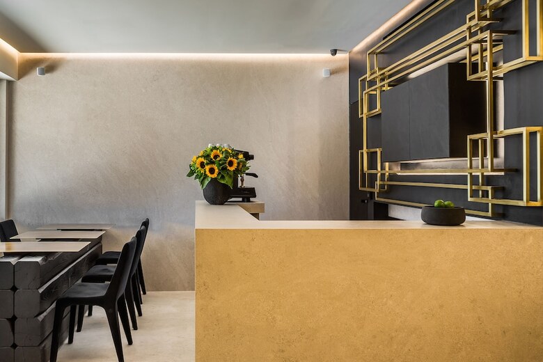 Canale Hotel & Suites