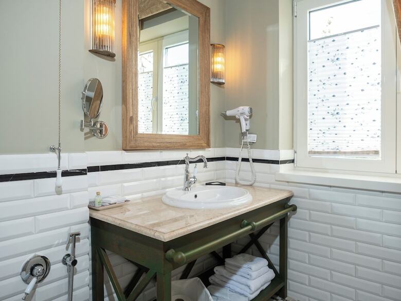 Ebel Boutique Hotel