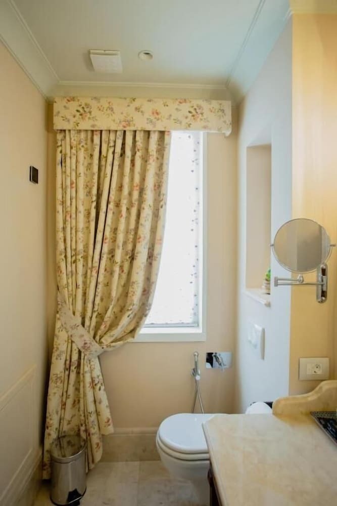 Ebel Boutique Hotel