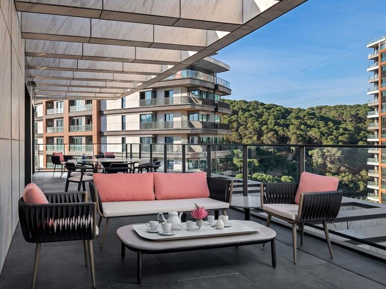 Hotel M�venpick Living Istanbul Saklivadi
