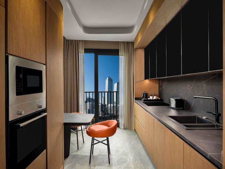Hotel M�venpick Living Istanbul Saklivadi
