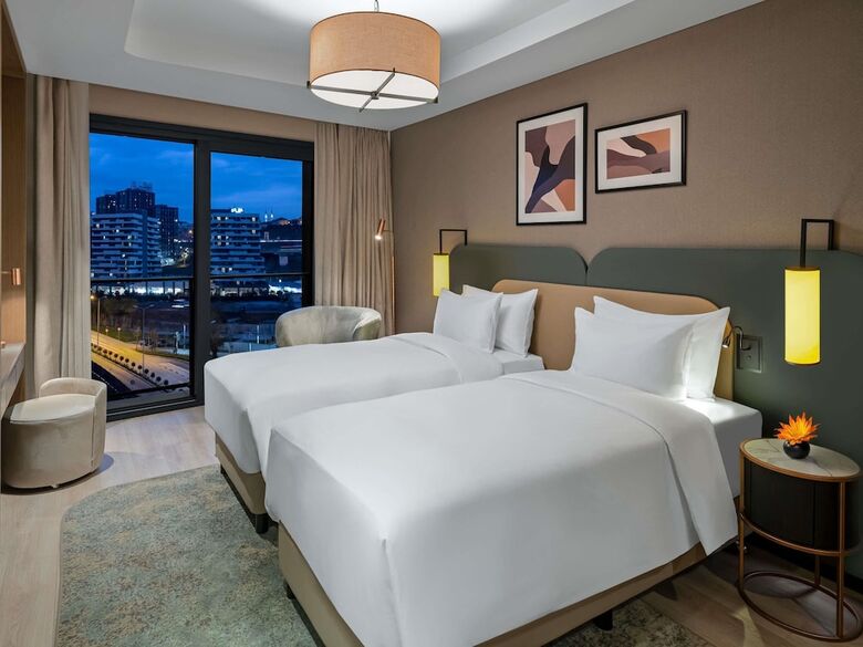 Hotel M�venpick Living Istanbul Saklivadi