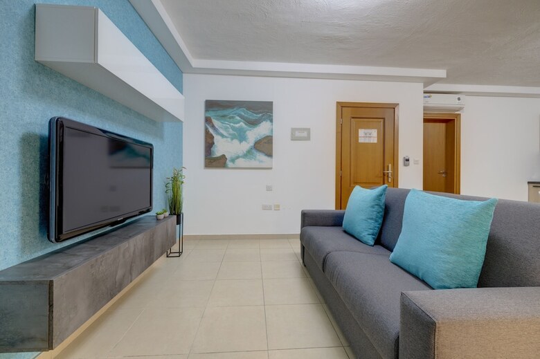 Aparthotel Sliema Tigne Suites