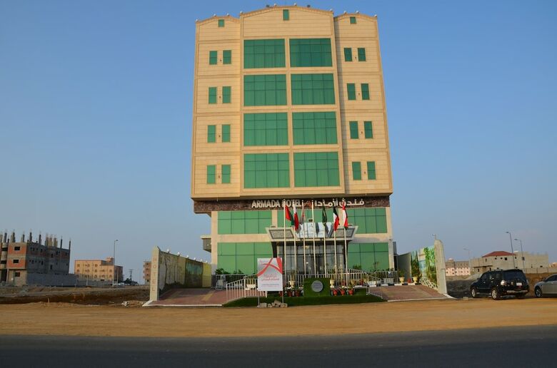 Golden Armada Hotel