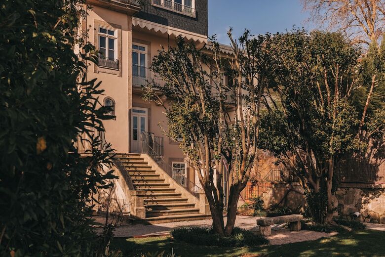 Hotel Lenscape Coterie