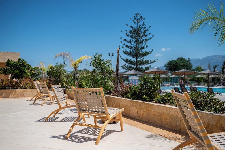 Hotel Akti Coast Club
