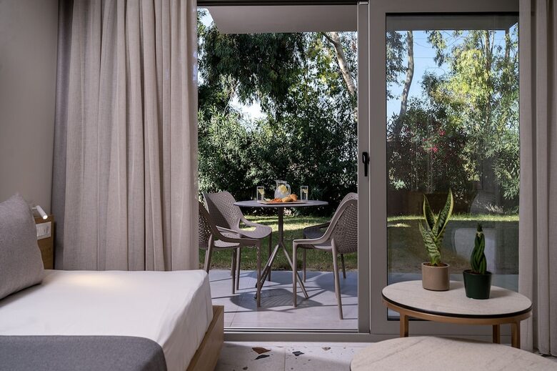 Hotel Akti Coast Club