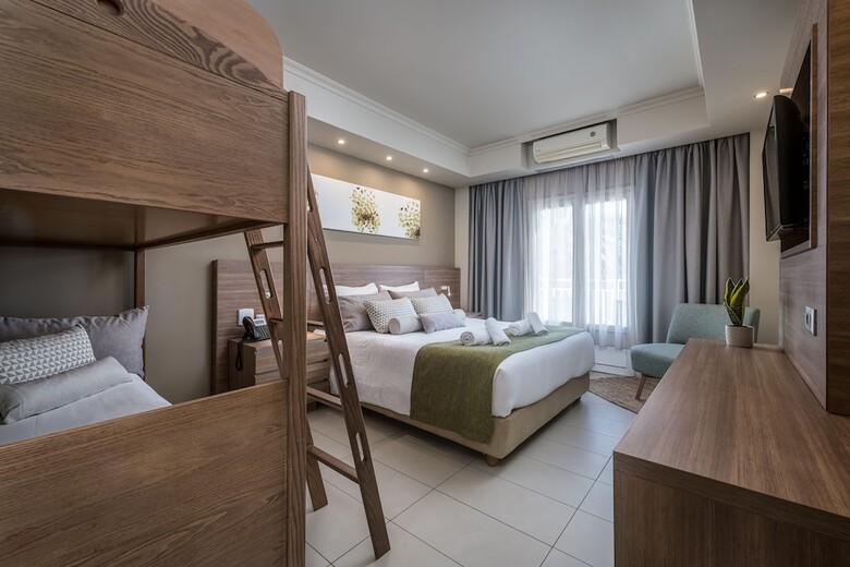 Hotel Akti Coast Club