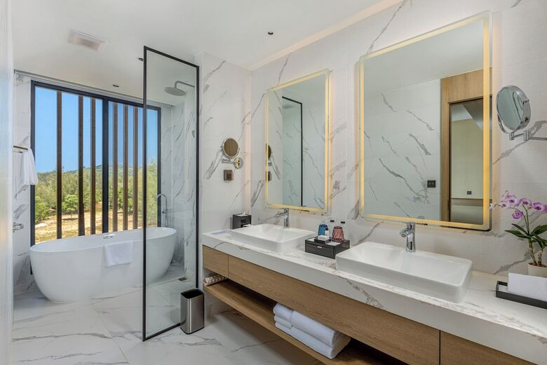 Hotel Laya Resort Phuket