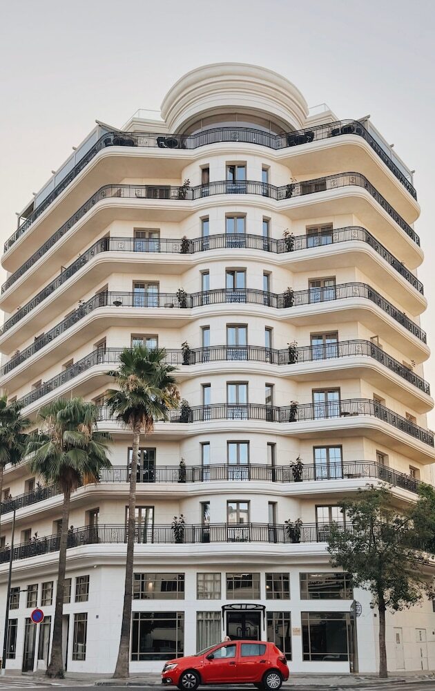 Hotel Le Square By Onomo Collection