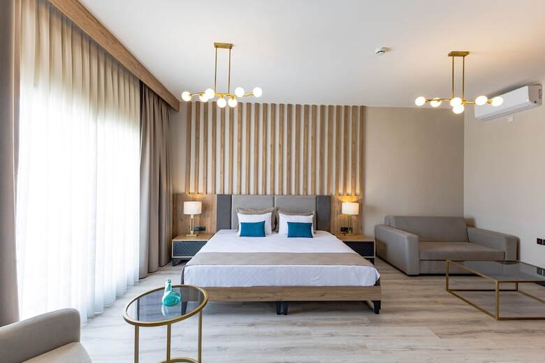 Paradisos Hotel