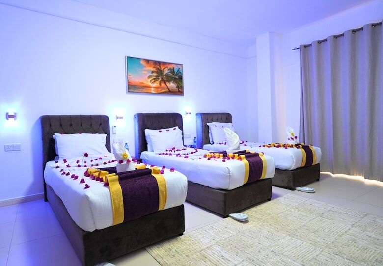 Canary Golden Hotel