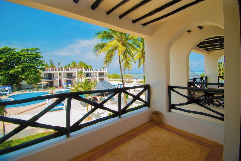 Hotel Protels La Plage