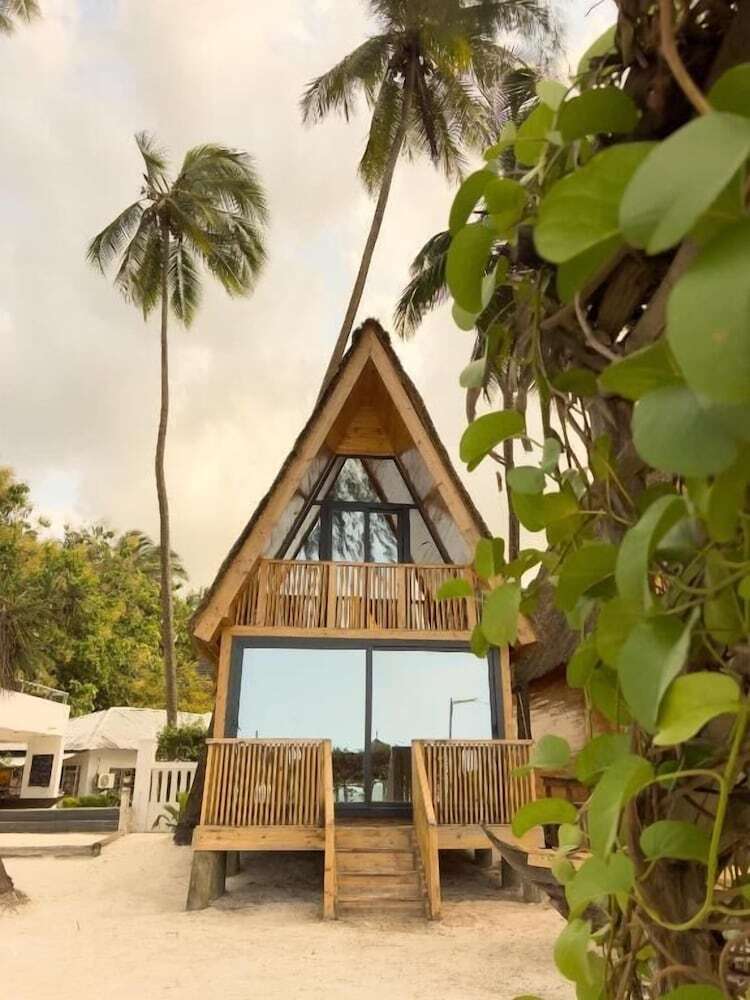 Seashore Hotel