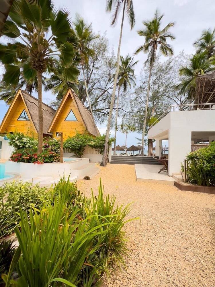 Seashore Hotel