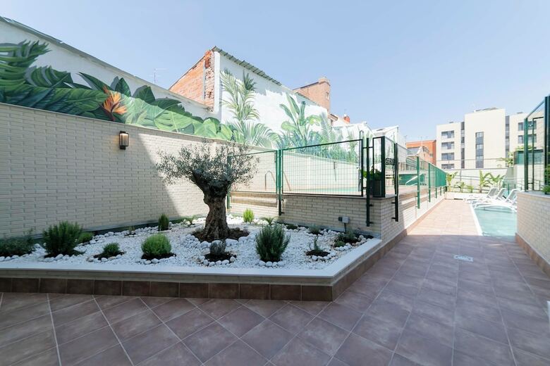 Hostal Aurora Stays By Charming