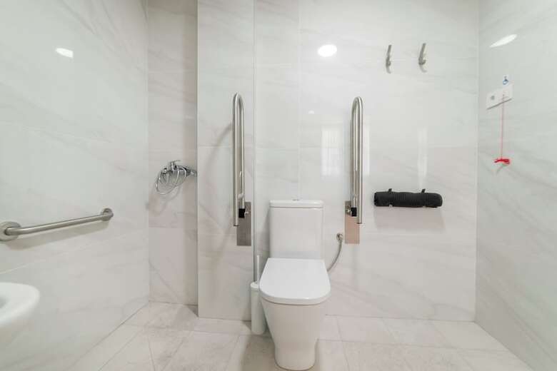 Hostal Aurora Stays By Charming