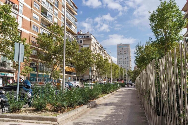 Aparthotel Limehome Madrid Calle Hurtado De Mendoza