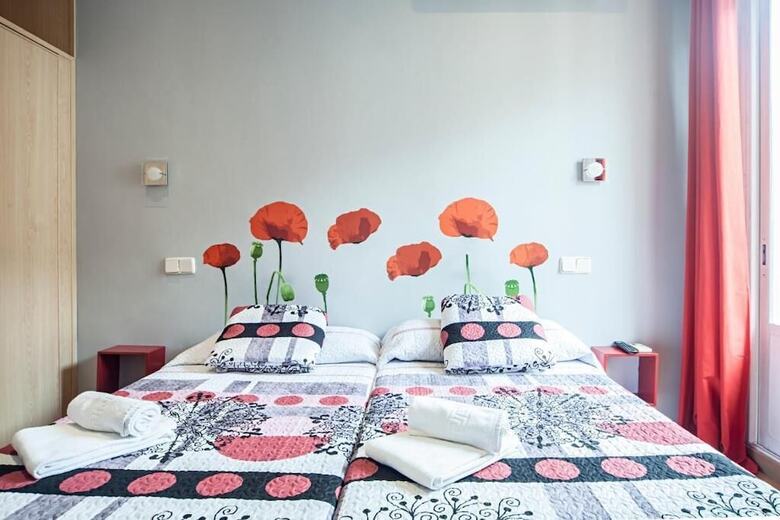 Hostal Inter Plaza Mayor - Auto Check-in