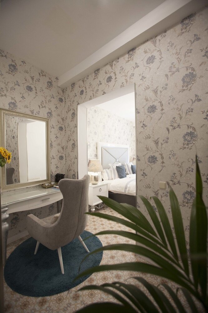 Hostal Boutique Palace - Adults Only
