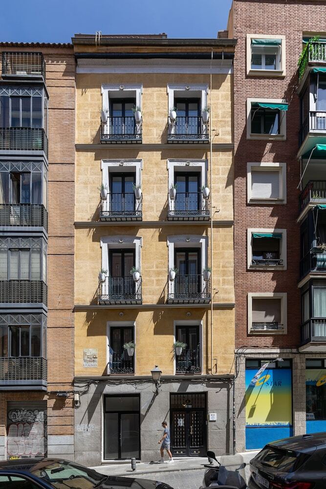 Aparthotel Oriente Suites