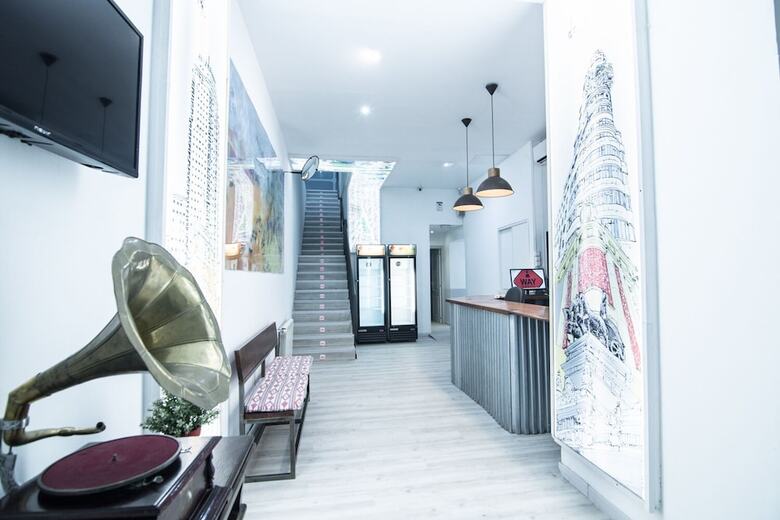 Hostal Way Hostel Madrid