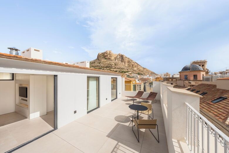 Hotel Tandem P�rtico Alicante Suites
