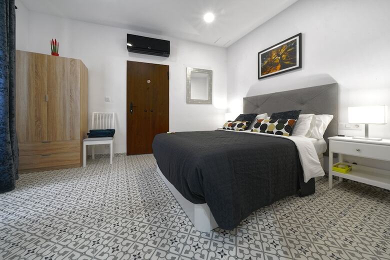 Casa Verde Comfortable Air-conditioned