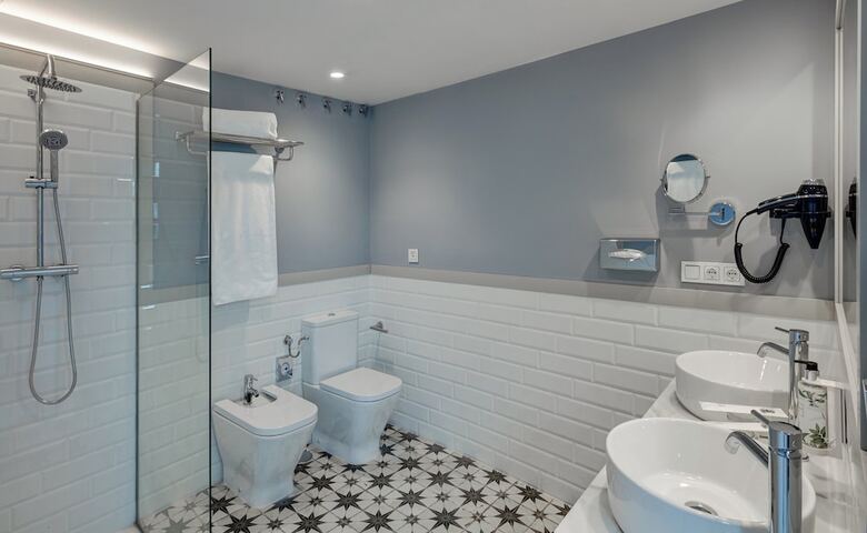 Aparthotel Sercotel Granada Suites
